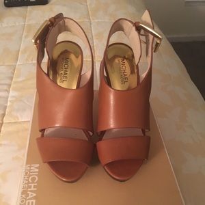 NEVER WORN! Michael Kors “Clara” Platform Heels